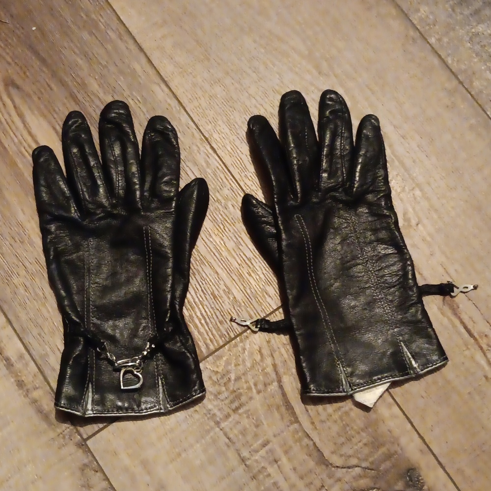 Simon Chang leather gloves